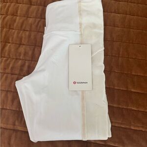 Lululemon White Wunder Under HR Crop Leggings